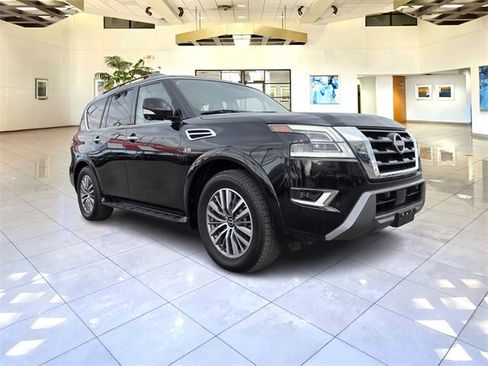 Used 2022 Nissan Armada SL w/ Captain's Chairs Package image 1