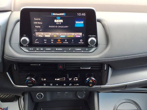 Certified 2021 Nissan Rogue SV image 25