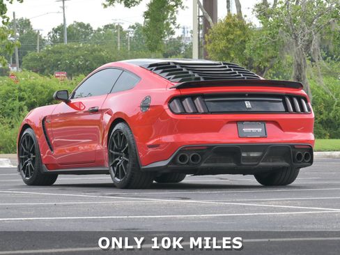 Used 2016 Ford Mustang Shelby GT350 w/ Track Package RWD image 3