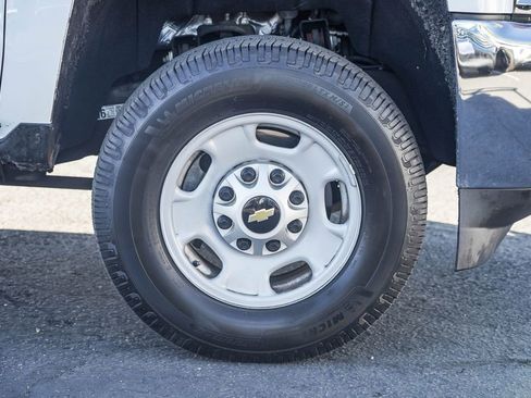 Used 2019 Chevrolet Silverado 2500 W/T w/ WT Convenience Package image 13