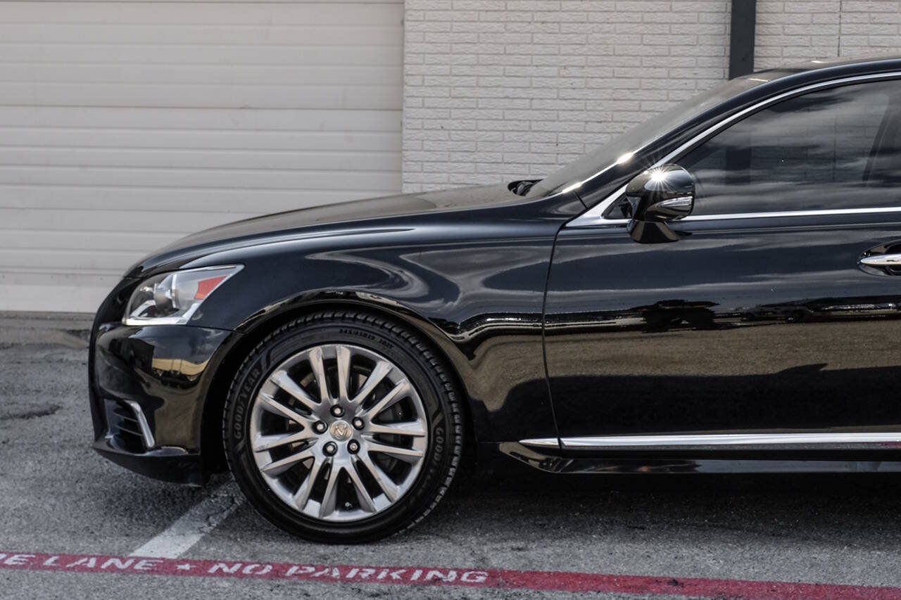 Used 2014 Lexus LS 460 w/ Comfort Package RWD image 21