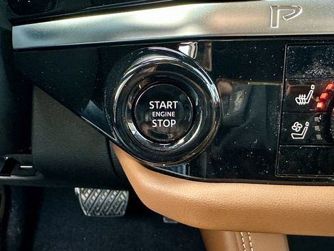 New 2026 Nissan Pathfinder Platinum image 19