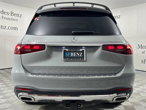 New 2026 Mercedes-Benz GLS 580 4MATIC image 5