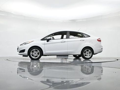 Used 2018 Ford Fiesta SE image 35