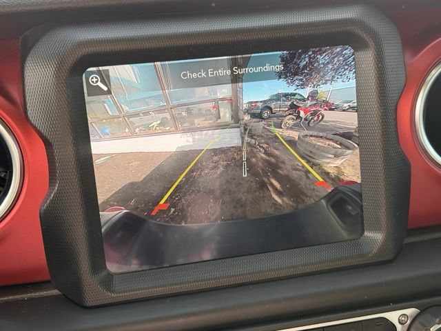 Used 2023 Jeep Gladiator Rubicon w/ Trailer Tow Package AWD/4WD image 26