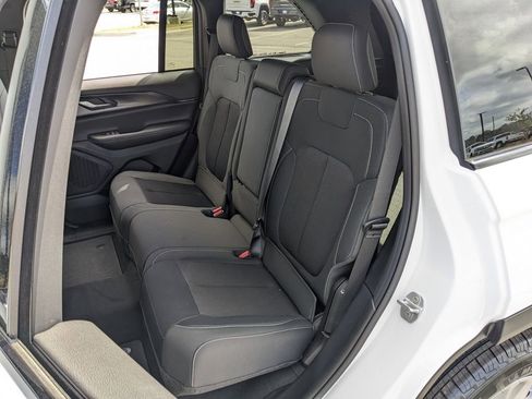 New 2026 Jeep Grand Cherokee Laredo w/ Trailer Tow Package RWD image 34