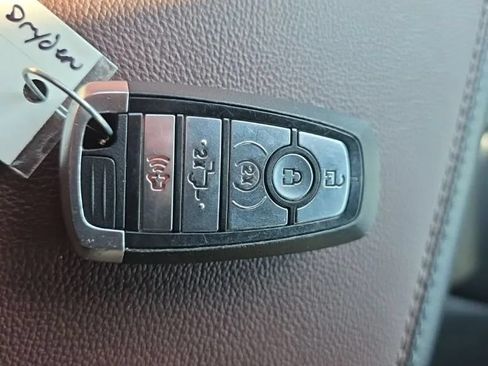 Used 2022 Ford F150 Lariat w/ Equipment Group 502A High AWD/4WD image 39