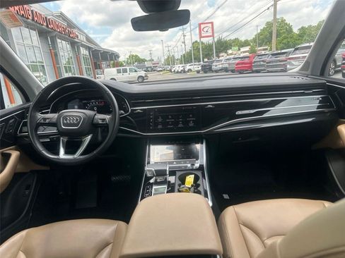 Used 2022 Audi Q7 3.0T Premium Plus AWD/4WD image 12