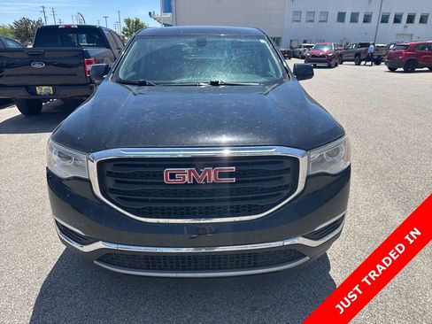 Used 2018 GMC Acadia SLE w/ LPO, Floor Liner Package FWD image 2