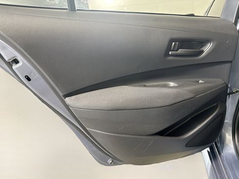 Used 2022 Toyota Corolla LE image 25