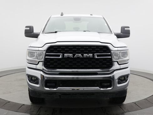 Used 2024 RAM 2500 Big Horn w/ Off Road Package AWD/4WD image 2