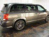 Used 2018 Dodge Grand Caravan SXT w/ Blacktop Package image 4