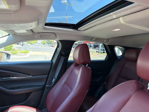 Used 2025 MAZDA CX-30 AWD 2.5 S w/ Preferred Package image 9