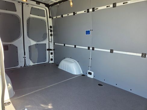 New 2025 Mercedes-Benz Sprinter 2500 image 16