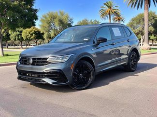 Used 2022 Volkswagen Tiguan SE R-Line FWD video 2