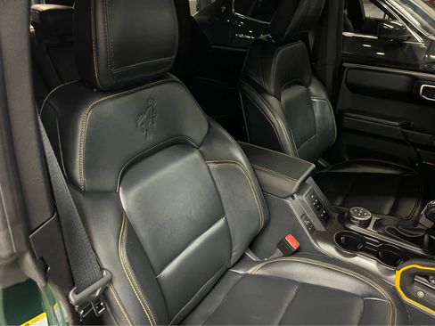 Used 2024 Ford Bronco Badlands image 17