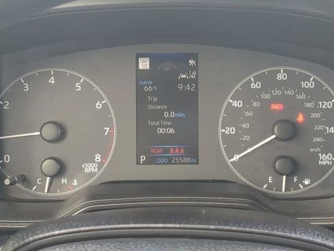 Certified 2025 Toyota Corolla LE image 24