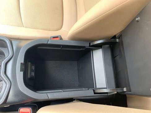 Certified 2025 Toyota RAV4 LE FWD image 26