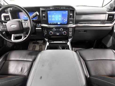 Used 2024 Ford F250 Lariat w/ Sport Appearance Package AWD/4WD image 3