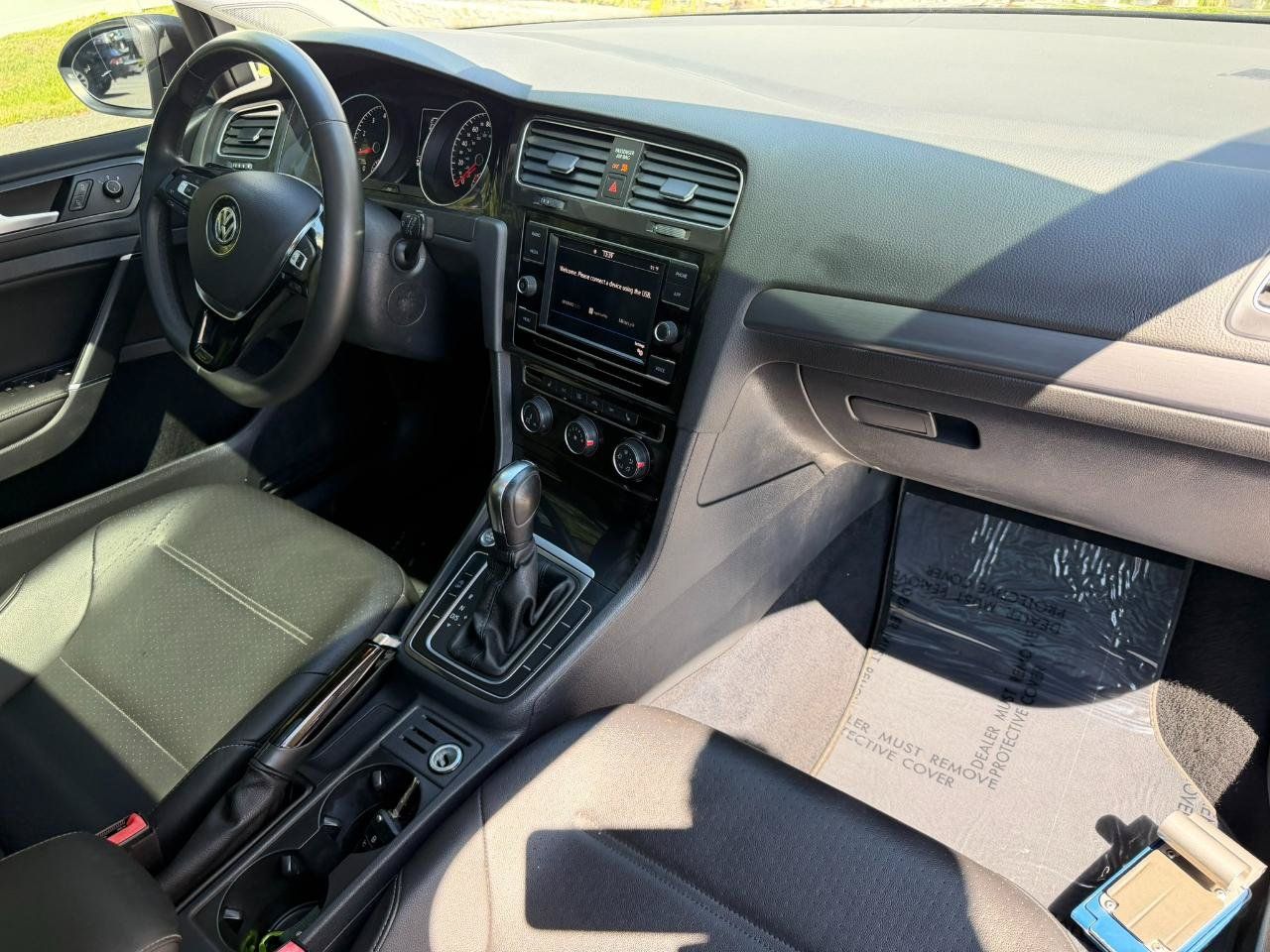 Used 2021 Volkswagen Golf 4-Door FWD image 44