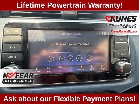 Used 2025 Nissan Versa SV FWD image 27