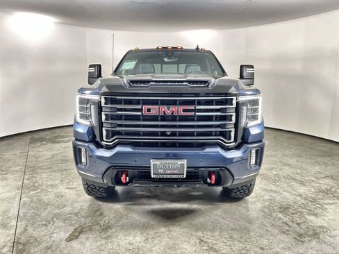 Used 2021 GMC Sierra 2500 AT4 w/ AT4 Preferred Package image 3