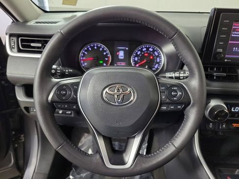 Used 2022 Toyota RAV4 XLE Premium FWD image 27