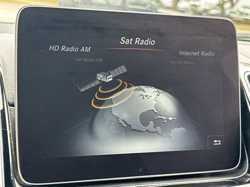 Used 2019 Mercedes-Benz GLS 450 4MATIC image 34