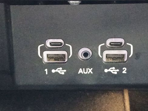 Used 2024 Jeep Wagoneer L Series II image 6