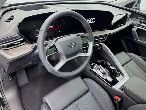 Used 2025 Audi Q5 Premium Plus image 10