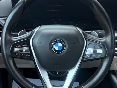 Used 2023 BMW 330i xDrive Sedan w/ Premium Package AWD/4WD image 18