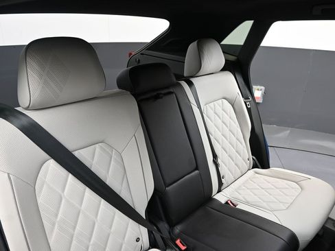 Certified 2025 Volkswagen Atlas Cross Sport SEL Premium R-Line image 16