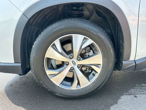 Certified 2023 Subaru Ascent Premium w/ Convenience Package image 19