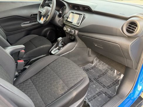 Used 2021 Nissan Kicks S image 14