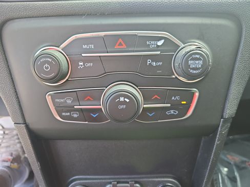 Used 2017 Dodge Charger Police w/ Fleet Park Assist Group AWD/4WD image 24