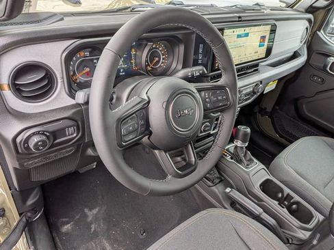 New 2026 Jeep Gladiator Sport image 10