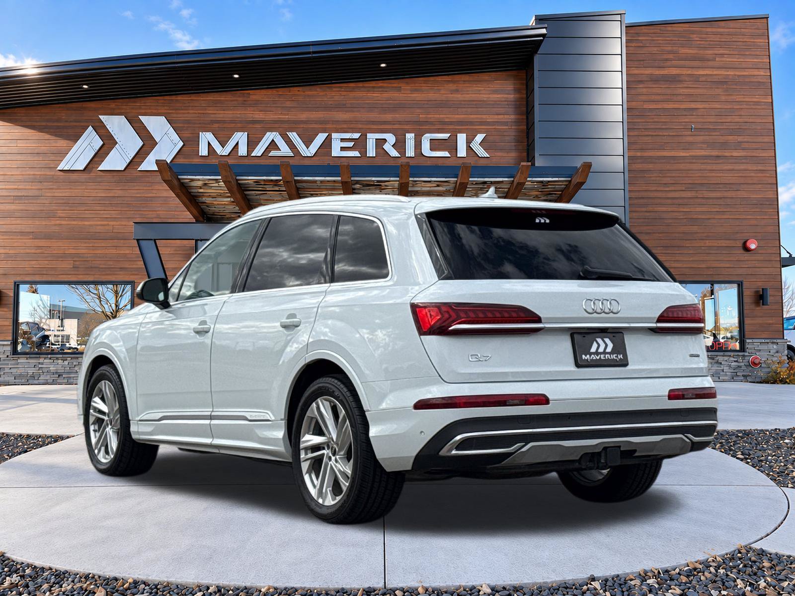 Used 2023 Audi Q7 3.0T Prestige AWD/4WD image 4