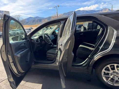 Used 2023 Chevrolet Equinox LT w/ Driver Convenience Package AWD/4WD image 13