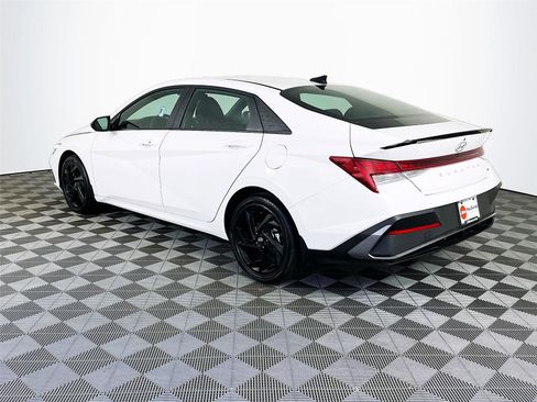 Certified 2026 Hyundai Elantra Sport FWD image 7