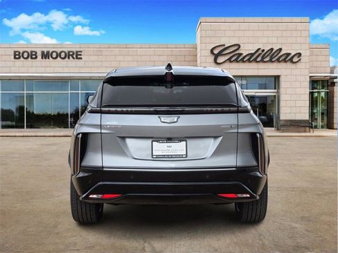 New 2025 Cadillac Lyriq Luxury image 6