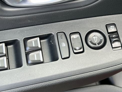 New 2025 Honda Pilot Black Edition image 15