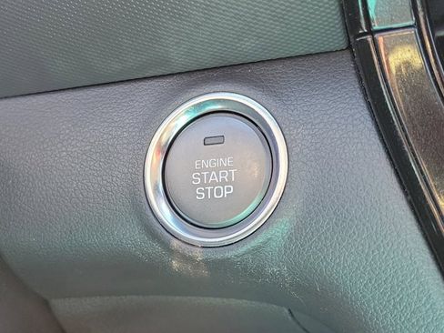 Certified 2022 Hyundai Ioniq SEL image 31