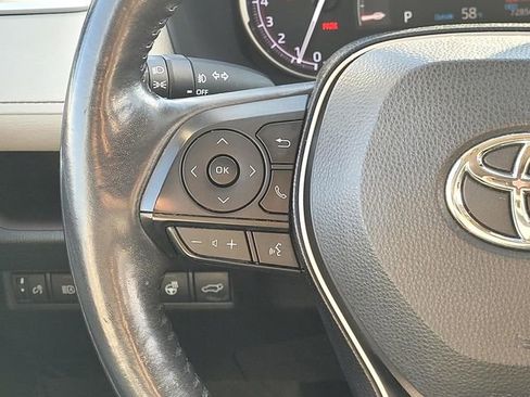 Used 2019 Toyota RAV4 Limited image 28