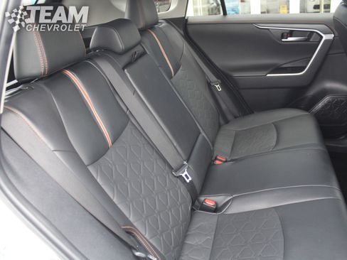 Used 2024 Toyota RAV4 Adventure image 24