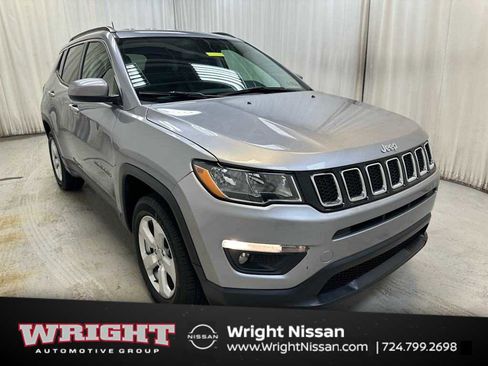 Used 2019 Jeep Compass Latitude w/ Cold Weather Group image 1
