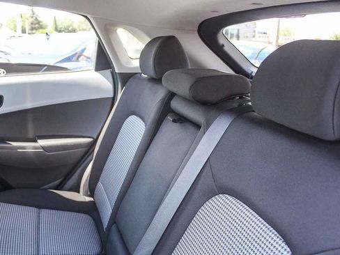 Used 2021 Hyundai Kona SEL FWD image 24