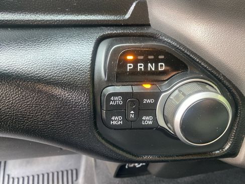 Used 2019 RAM 1500 Big Horn AWD/4WD image 16