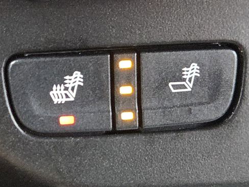 Used 2022 Chevrolet Colorado ZR2 image 6