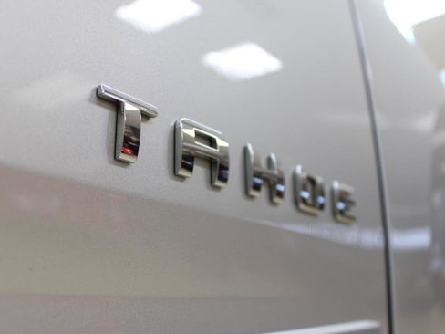 Used 2015 Chevrolet Tahoe LTZ AWD/4WD image 7