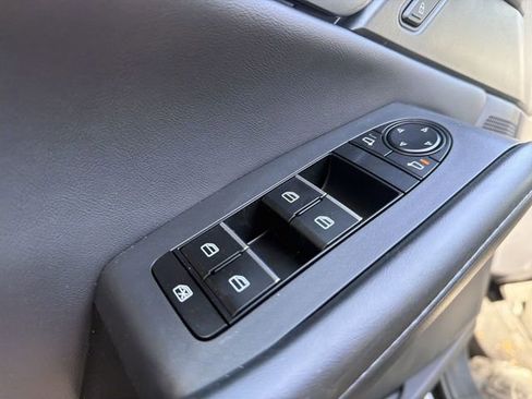 New 2026 MAZDA CX-30 AWD 2.5 S w/ Select Sport Pkg image 13